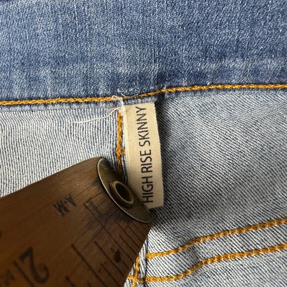 Rag‎ & Bone High Rise Skinny Jeans Women’s Size 30 Blue Alibi Distressed Hem USA - Picture 8 of 15